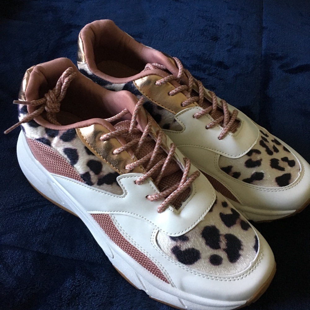 New leopard print sneakers